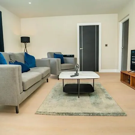 Apartment Fantastic 2 Bedroom In